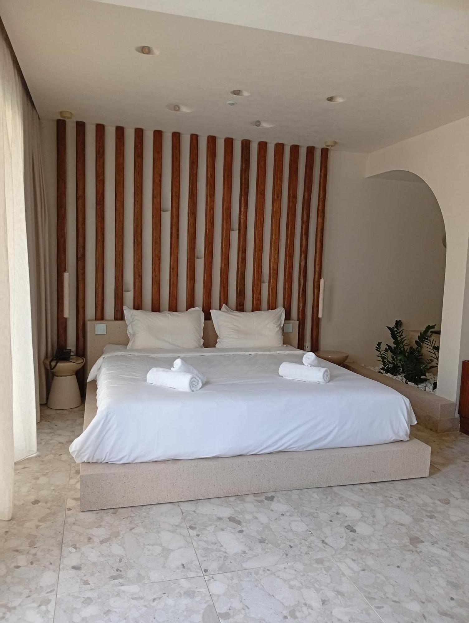 Uzenie All Suites Boutique Resort (Adults Only) Adelianos Kampos Extérieur photo
